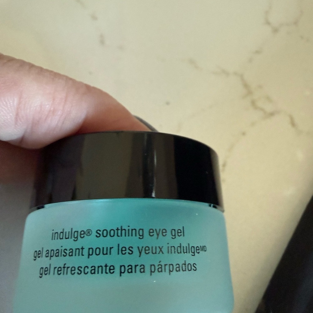 Mary Kay Indulge Soothing Eye Gel New in Box - Picture 6 of 6